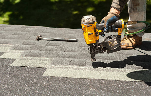 Best Residential Roofing Contractor  in Kaukauna, WI